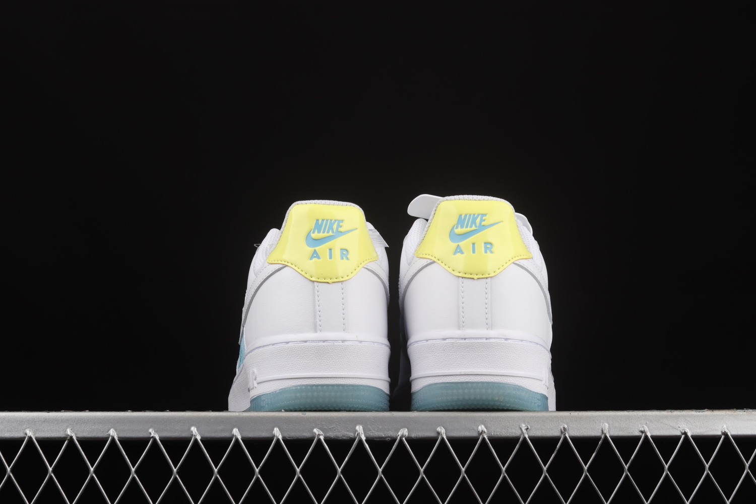 Nike Air Force 1 07 Low White Light Blue AA7687-400