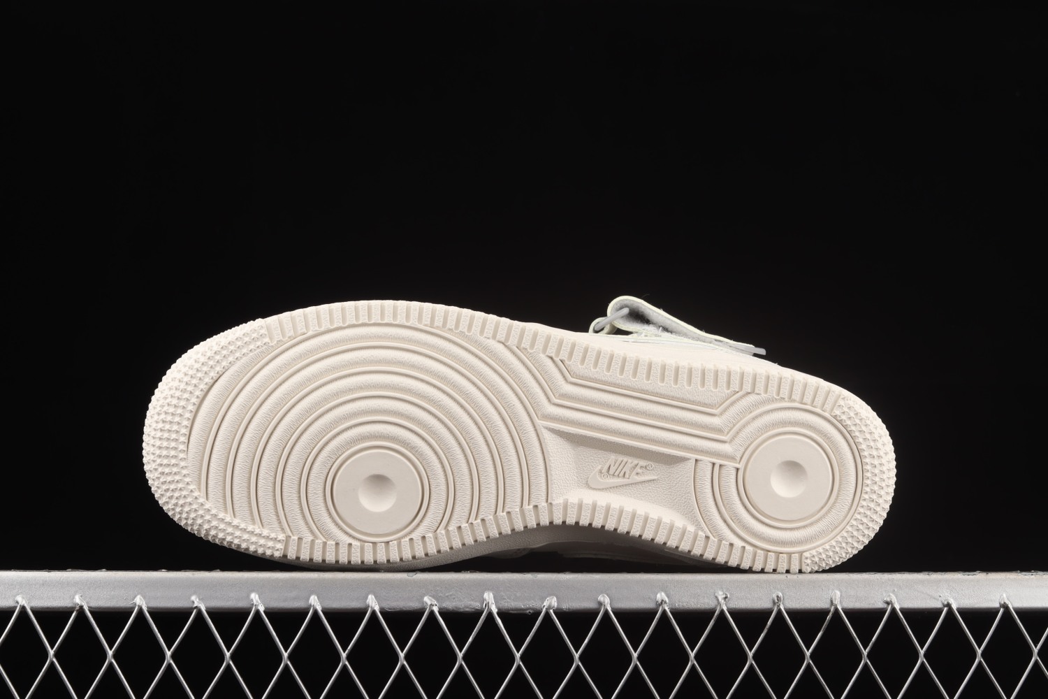 Nike Air Force 1 07 Mid Beige Grey AQ1218-118