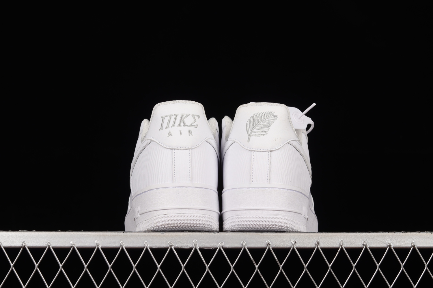 Nike Air Force 1 Goddess of Victory (W) DM9461-100