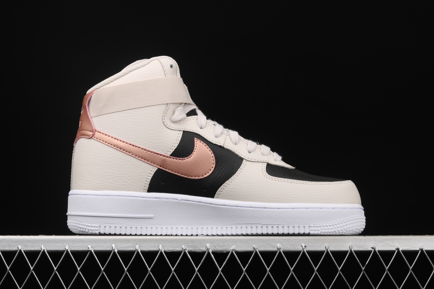 Nike Air Force 1 High Light Wood Brown (W)  DB5080-100