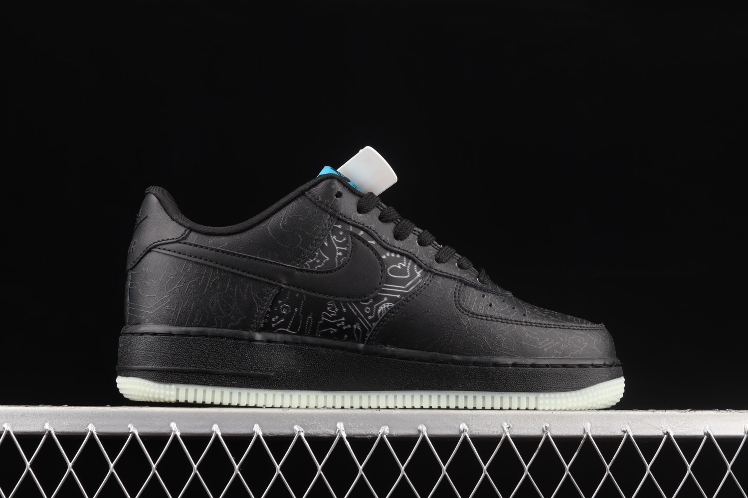 Nike Air Force 1 Low Computer Chip Space Jam DH5354-001