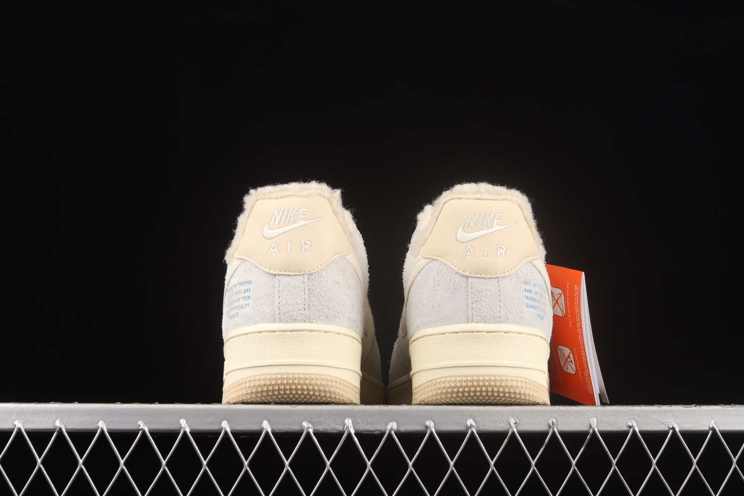Nike Air Force 1 Low 