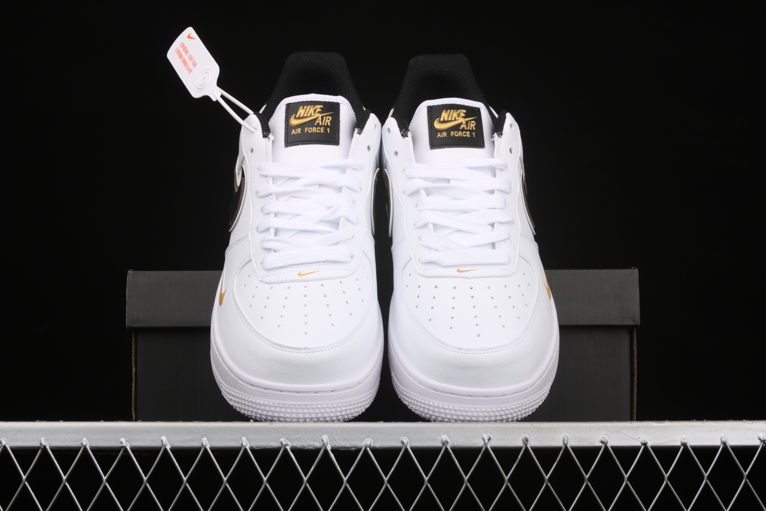 Nike Air Force 1 Low 