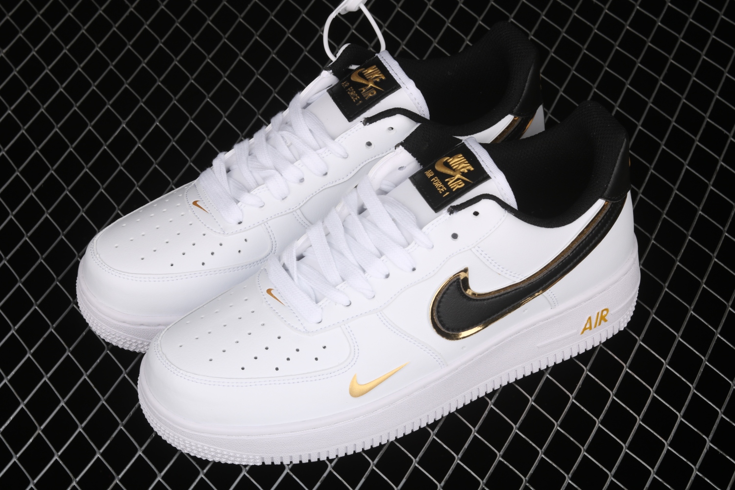 Nike Air Force 1 Low 