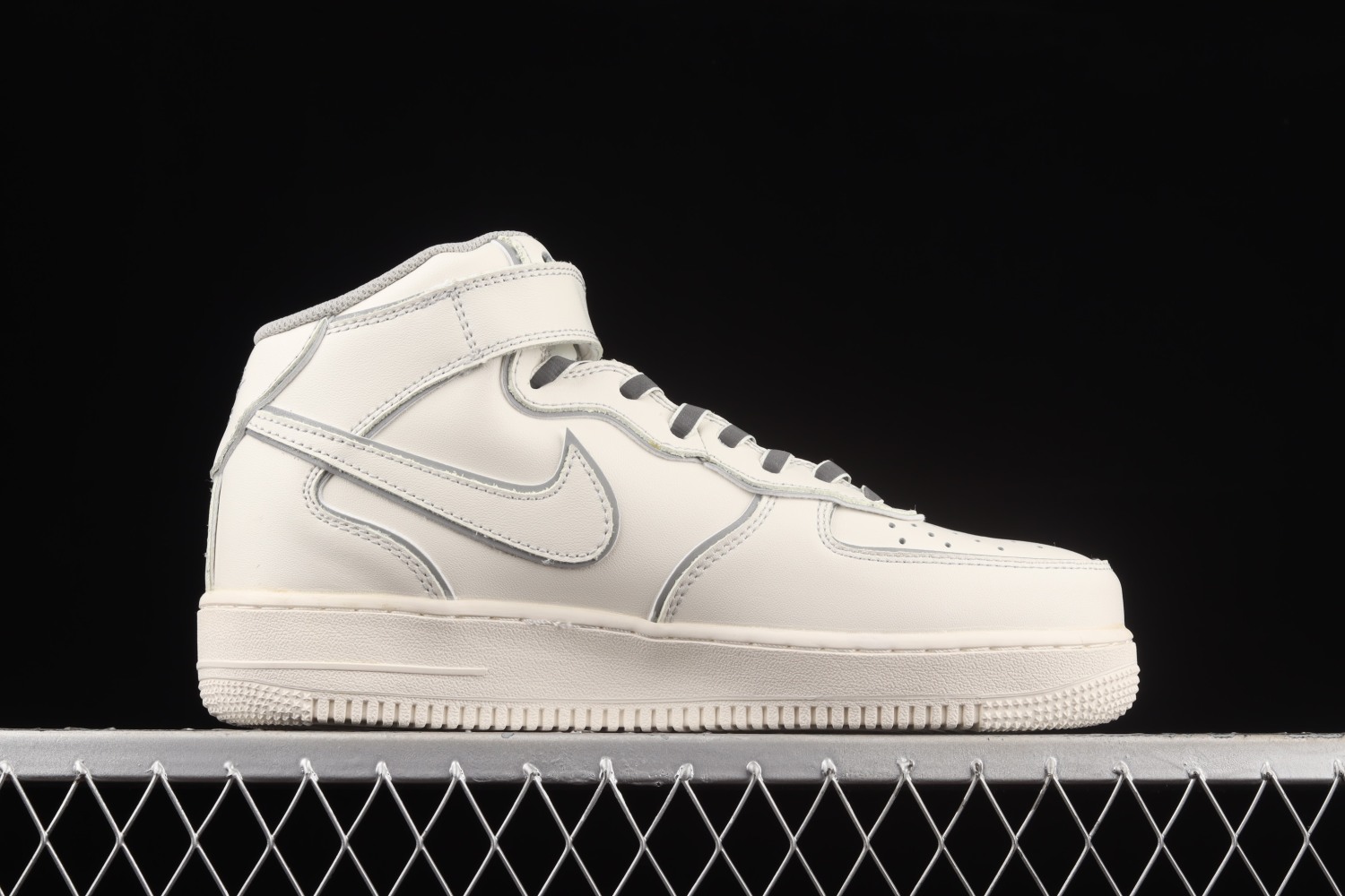 Nike Air Force 1 07 Mid Beige Grey AQ1218-118