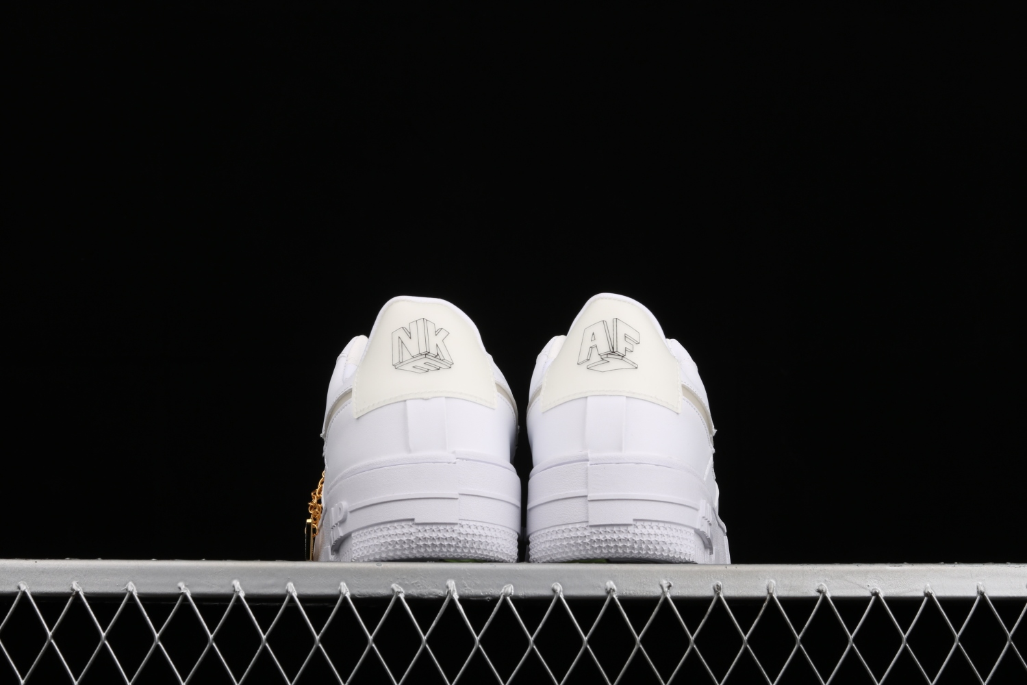Nike Air Force 1 Low 