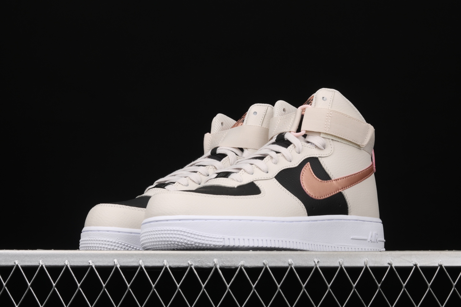 Nike Air Force 1 High Light Wood Brown (W)  DB5080-100