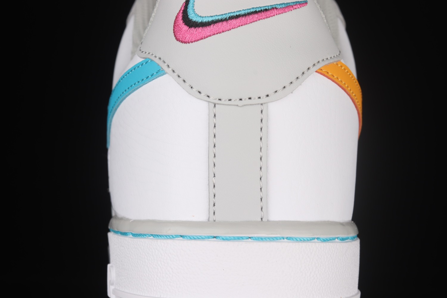Nike Air Force 1 Low 