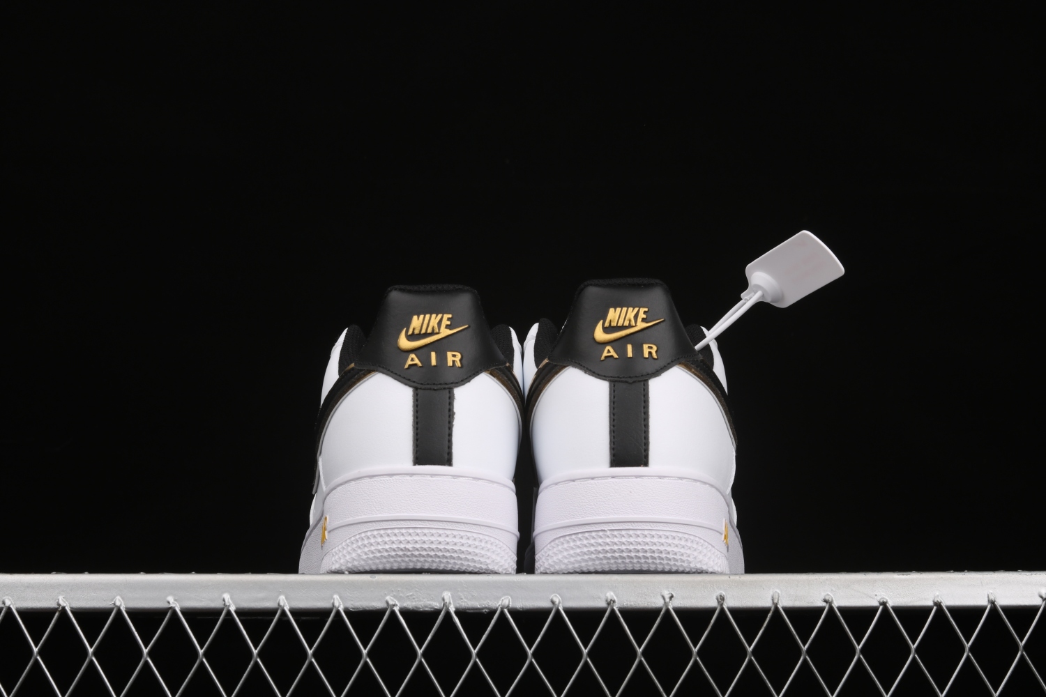 Nike Air Force 1 Low 