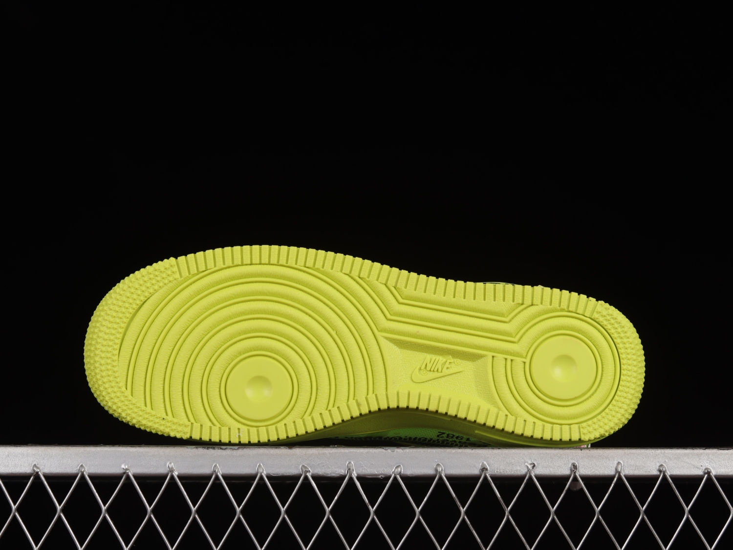 Nike Air Force 1 Low Off-White Volt AO4606-700