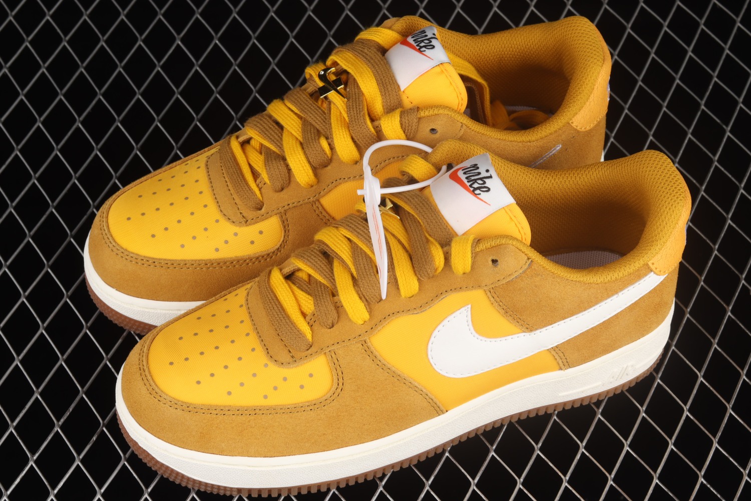 Nike Air Force 1 Low 