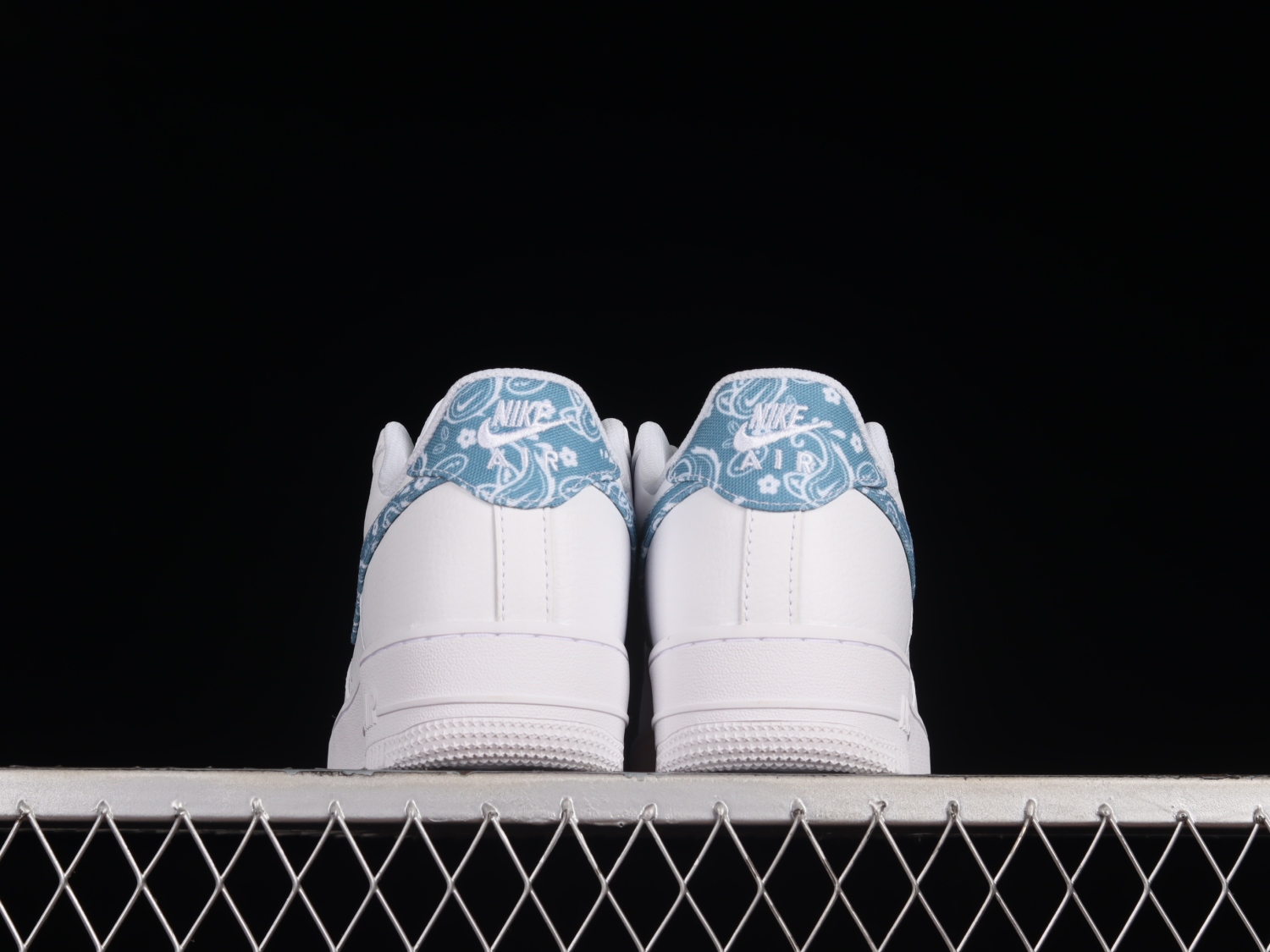 Nike Air Force 1 Low 