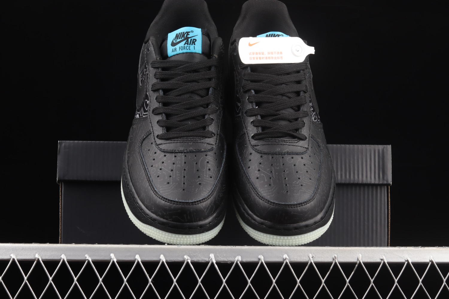 Nike Air Force 1 Low Computer Chip Space Jam DH5354-001