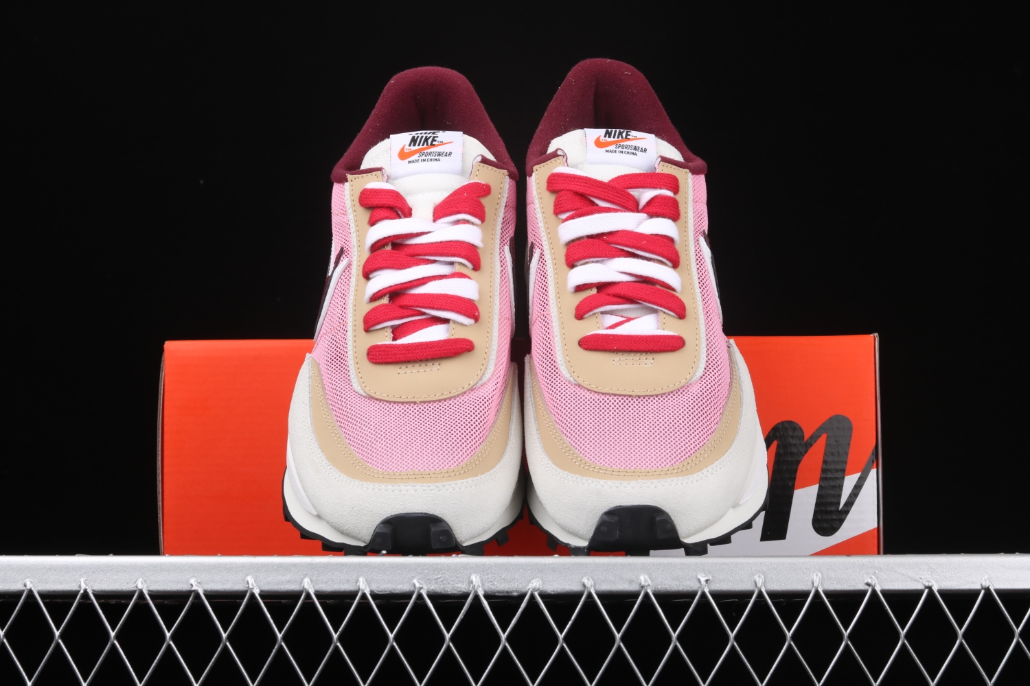 Sacai x Nike Lawaffle White Grey Light Pink BV0073-700