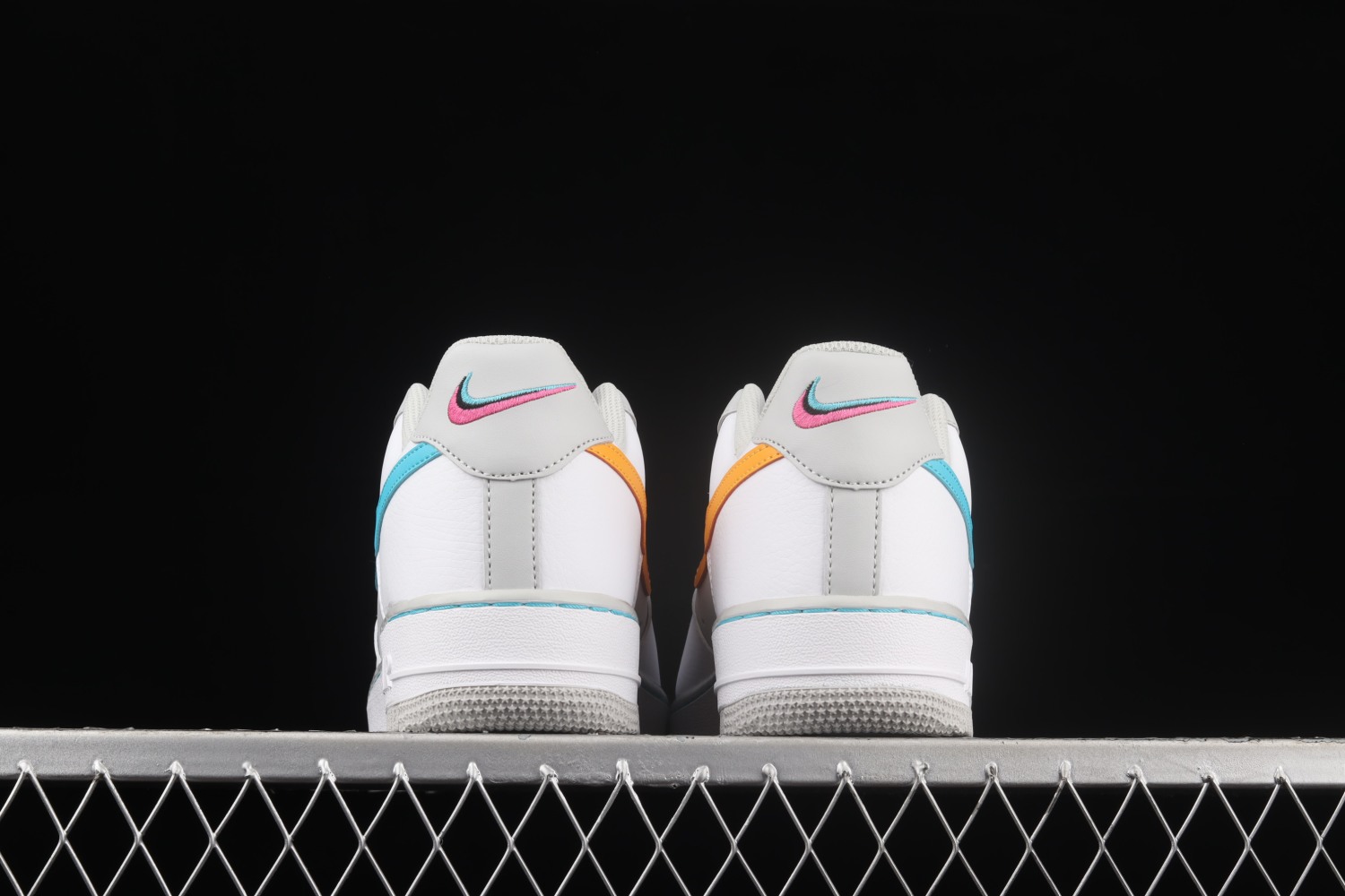 Nike Air Force 1 Low 