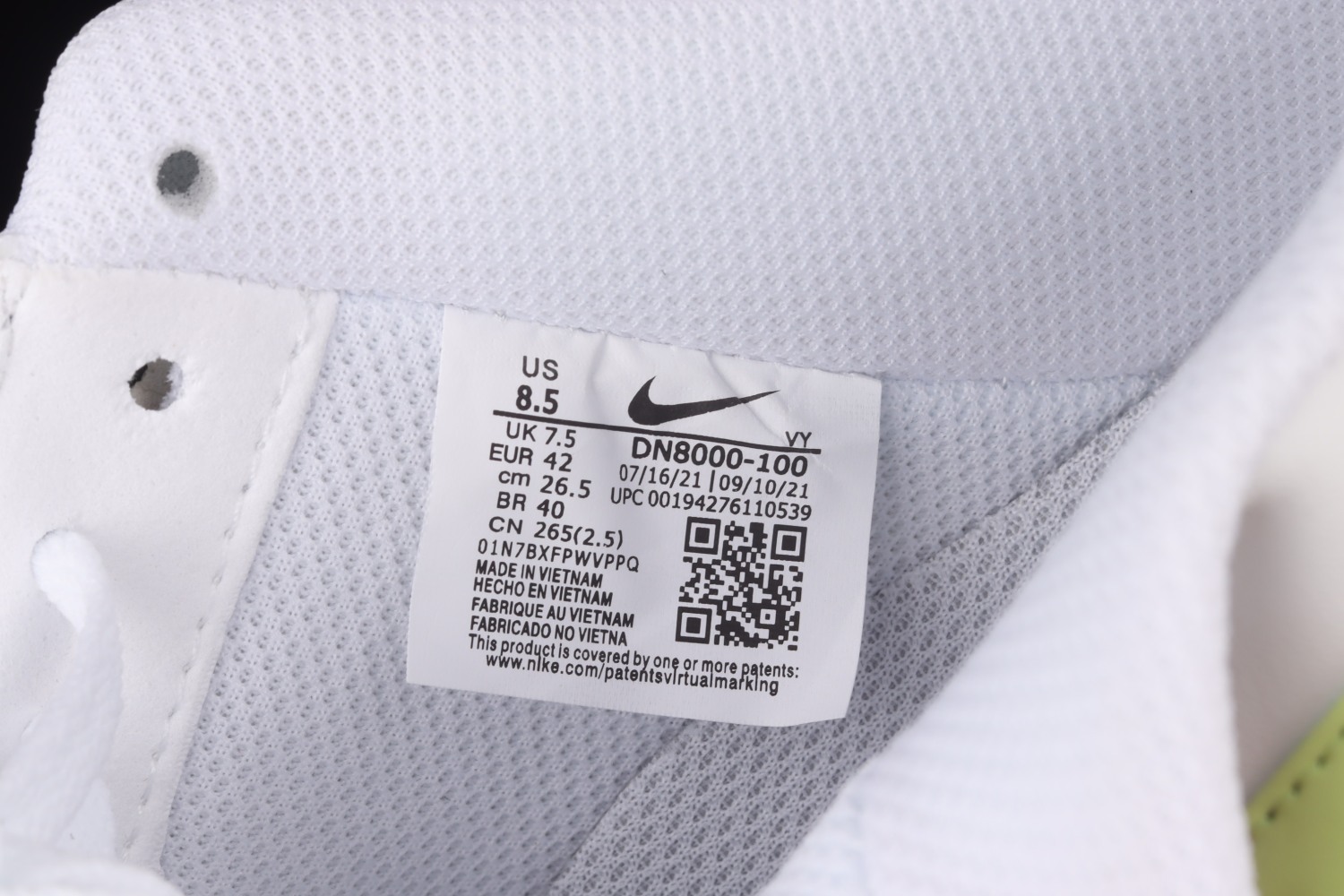 Nike Air Force 1 LV8 DN8000-100