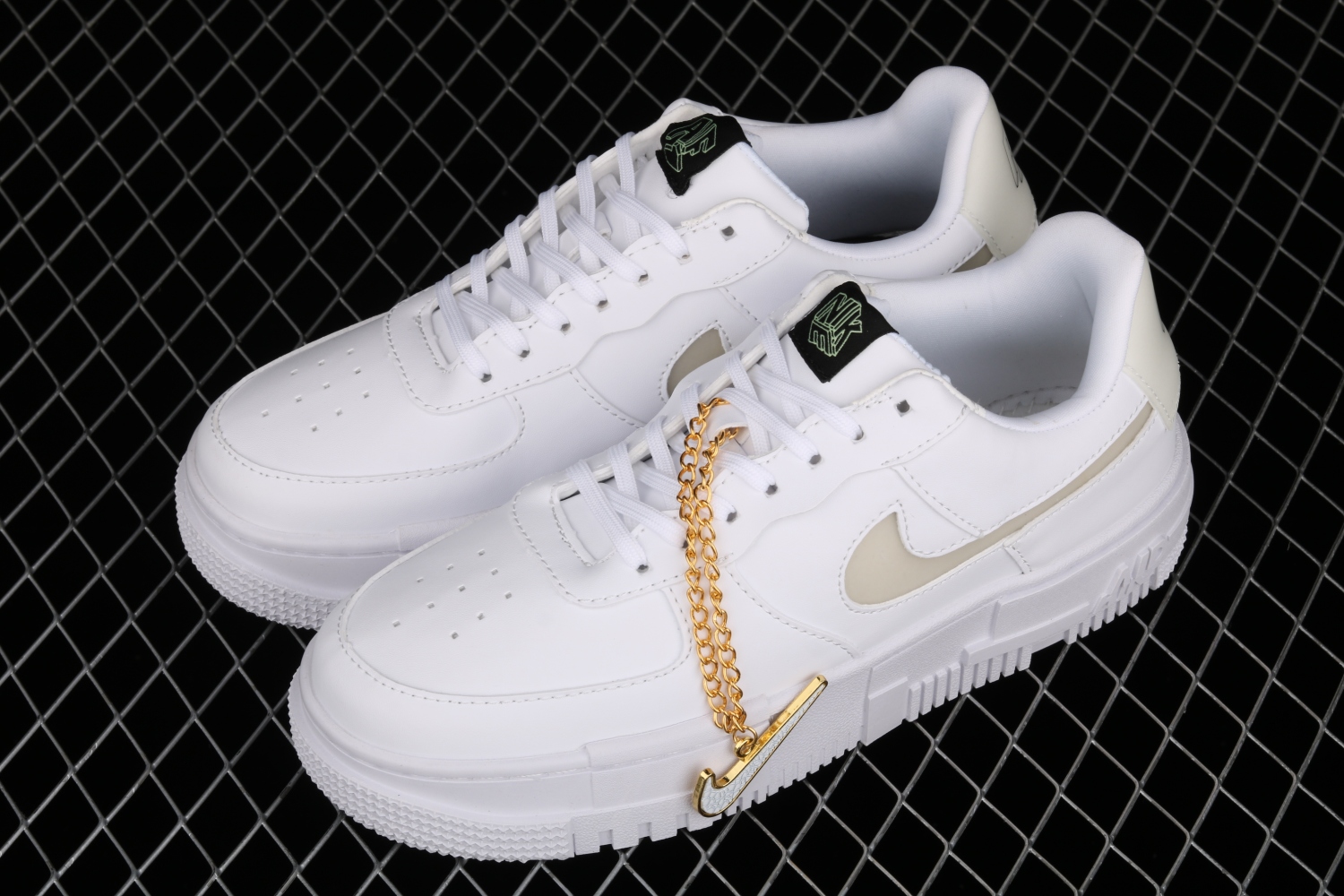 Nike Air Force 1 Low 