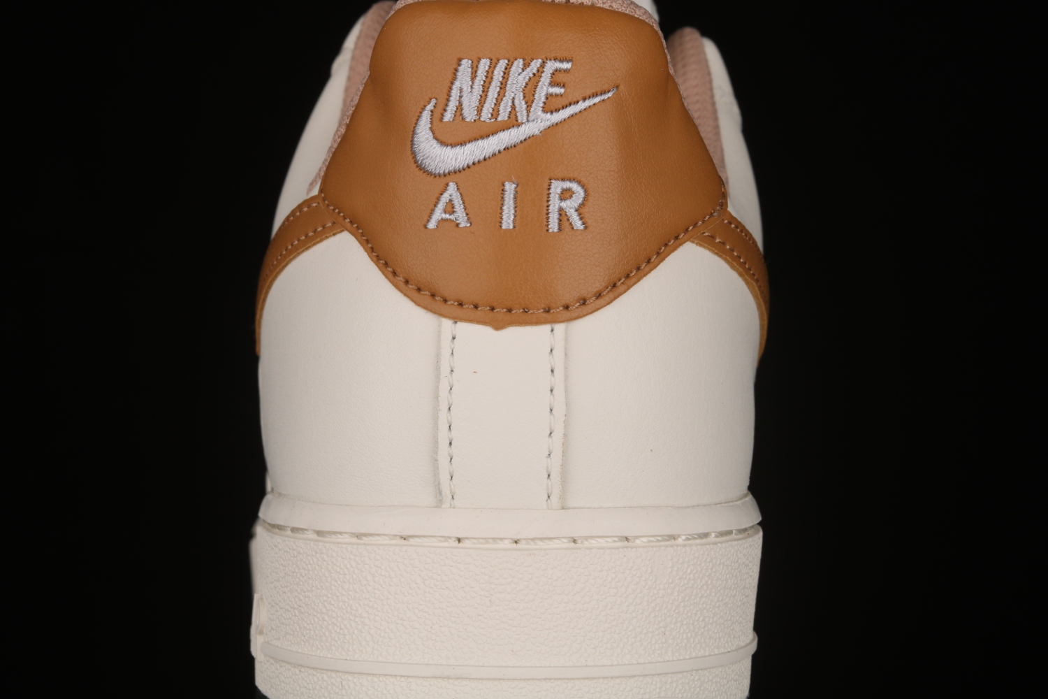 Nike Air Force 1 Low 07  Beige/Khaki  CJ6065-500