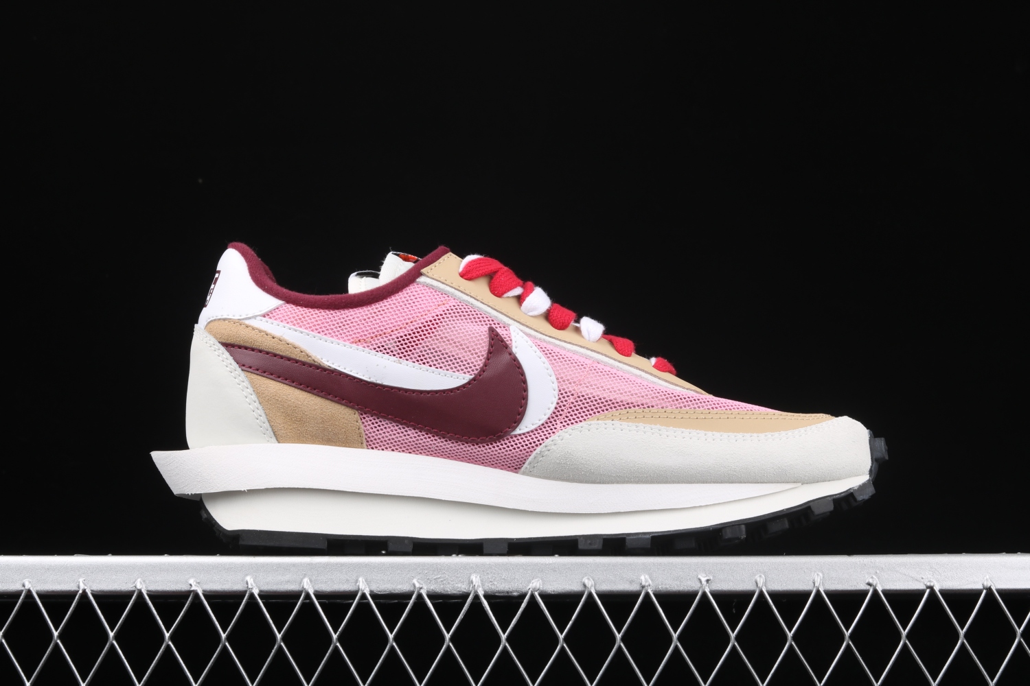 Sacai x Nike Lawaffle White Grey Light Pink BV0073-700