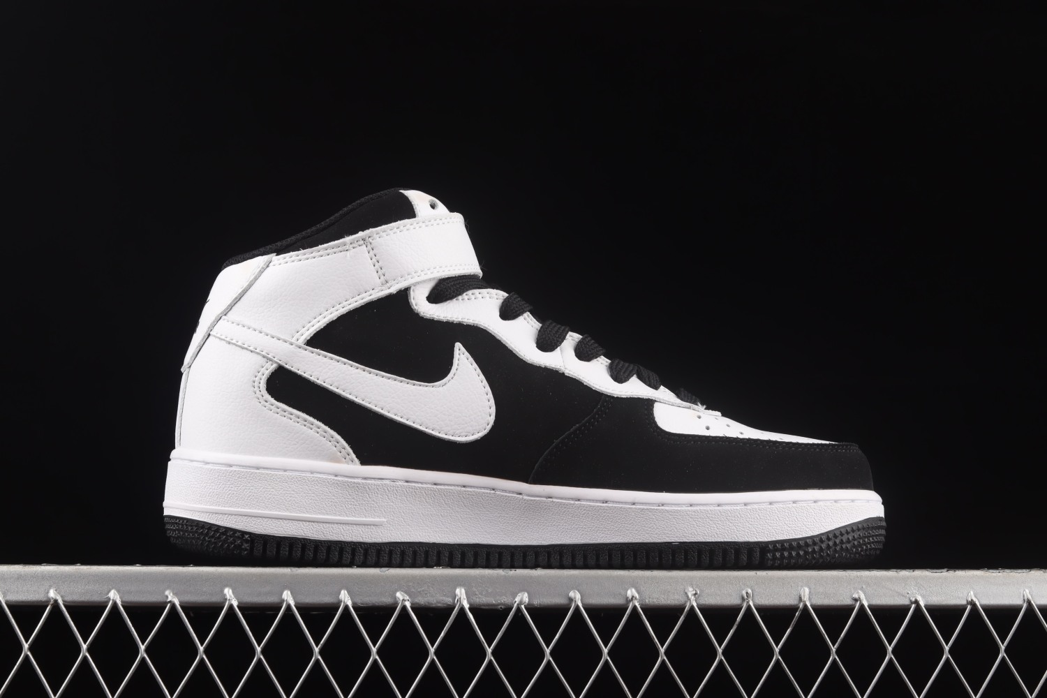 Nike Air Force 1 07 Mid YH2293-033