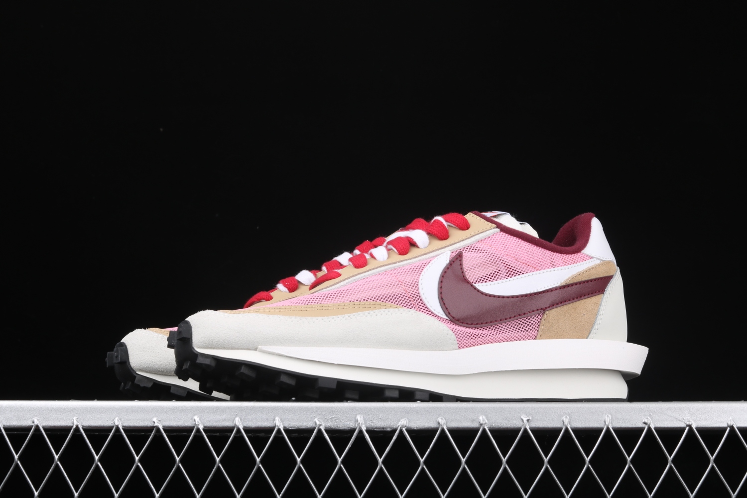 Sacai x Nike Lawaffle White Grey Light Pink BV0073-700