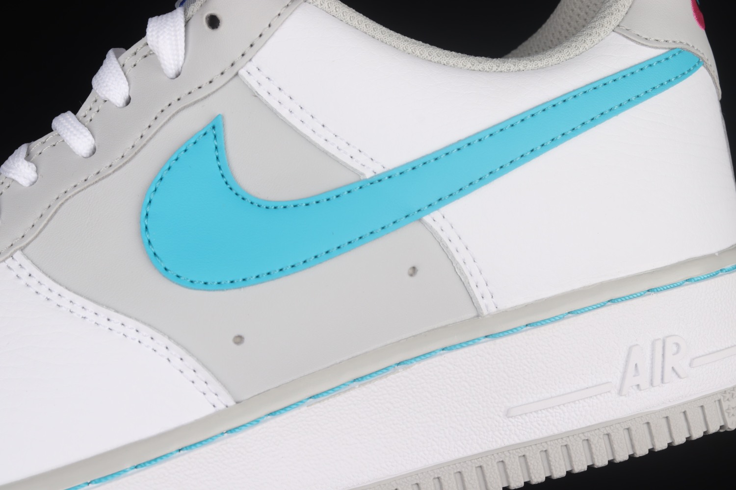 Nike Air Force 1 Low 