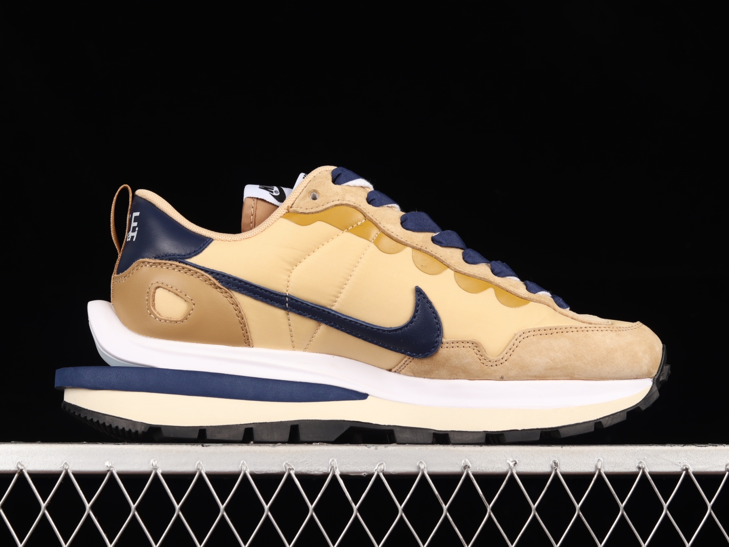 Nike Vaporwaffle sacai Sesame Blue Void DD1875-200