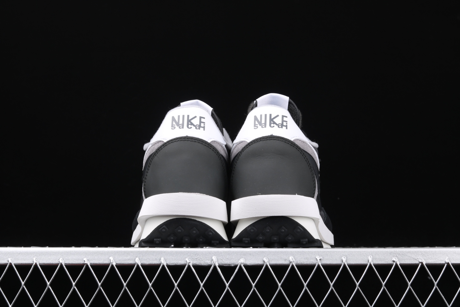 Nike LD Waffle sacai BlackBV0073-001