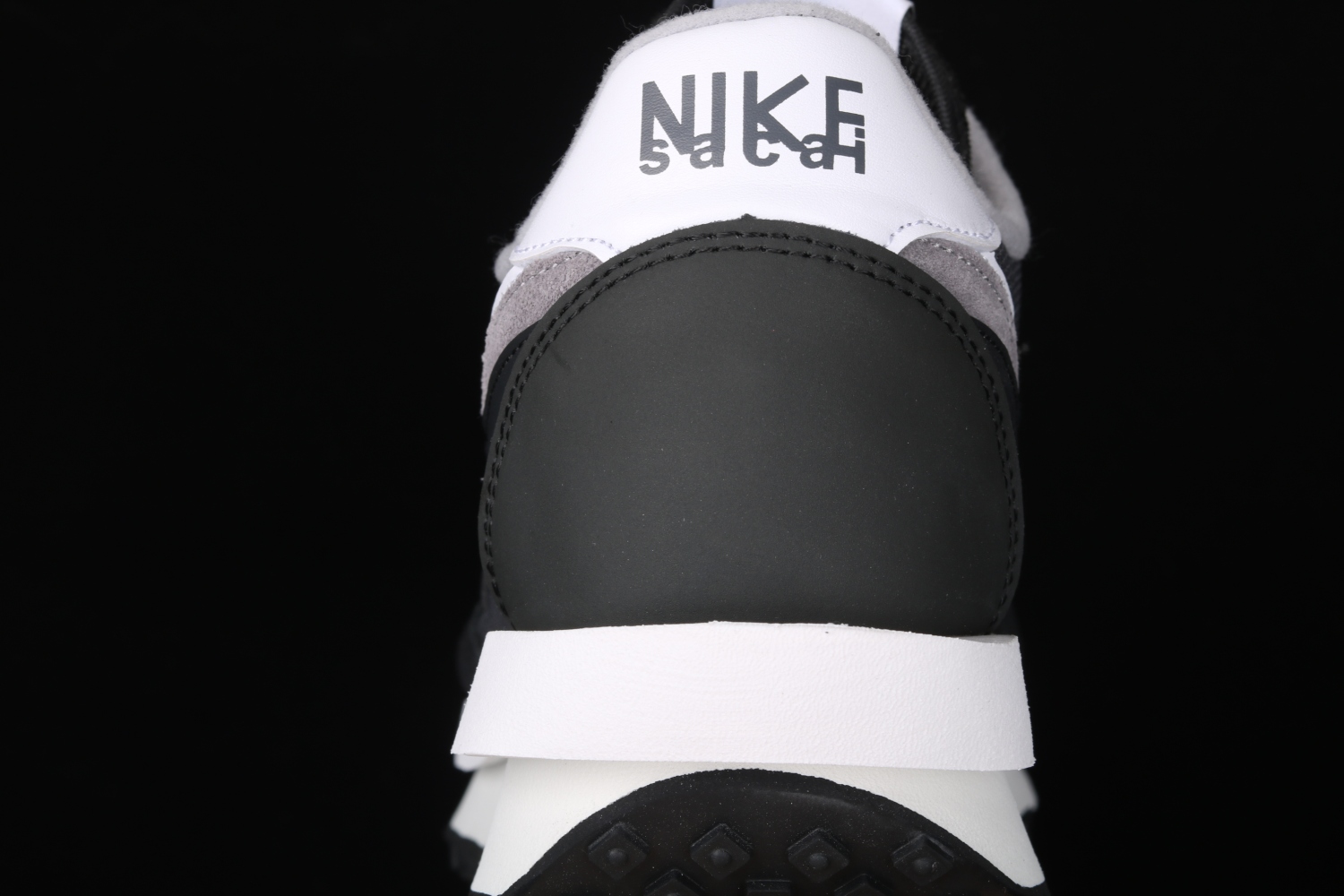 Nike LD Waffle sacai BlackBV0073-001