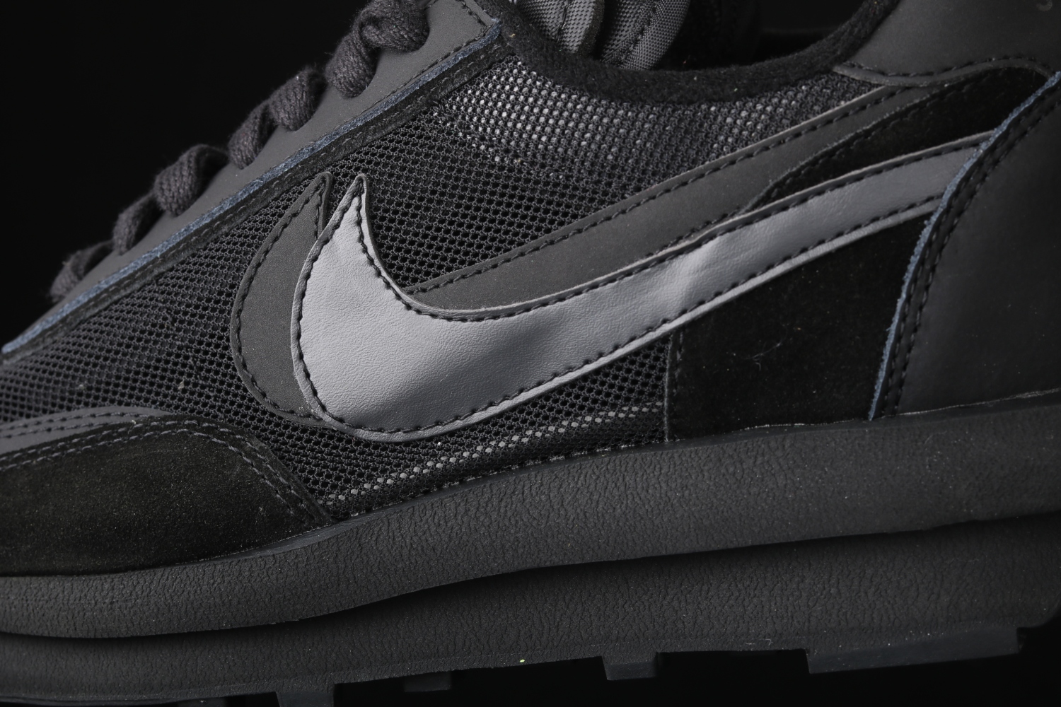 Nike LD Waffle sacai Black Nylon BV0073-002