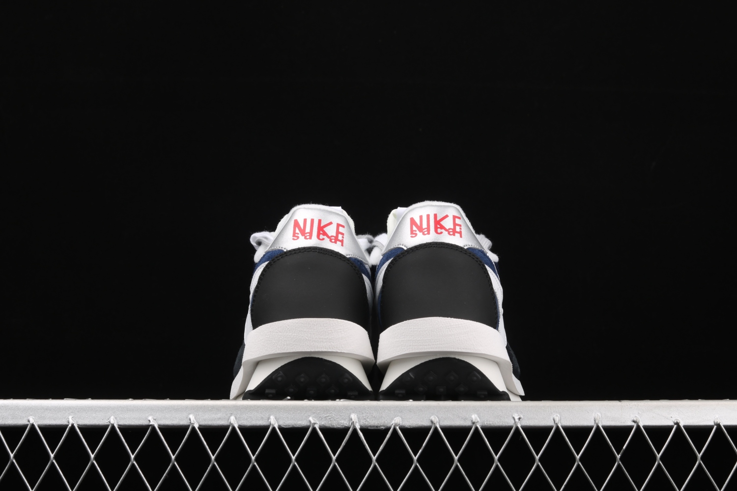Sacai x Nike LVD Waffle BV0073-008