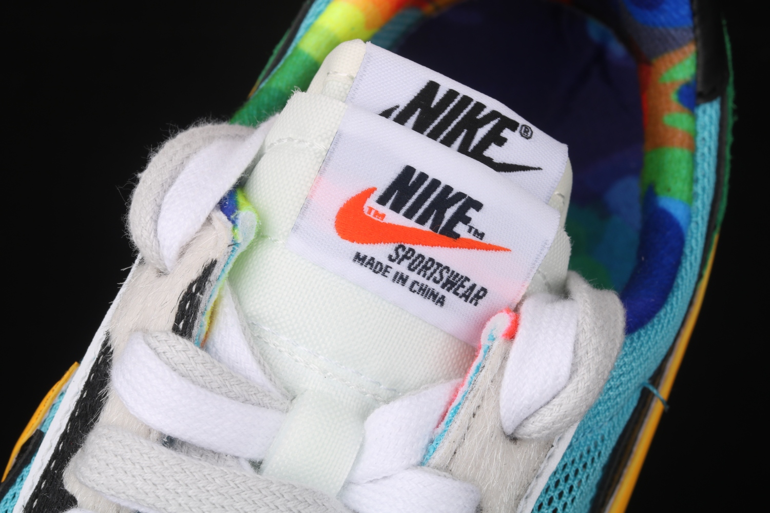 SACAI x NIKE LDV Waffle CN8899-006