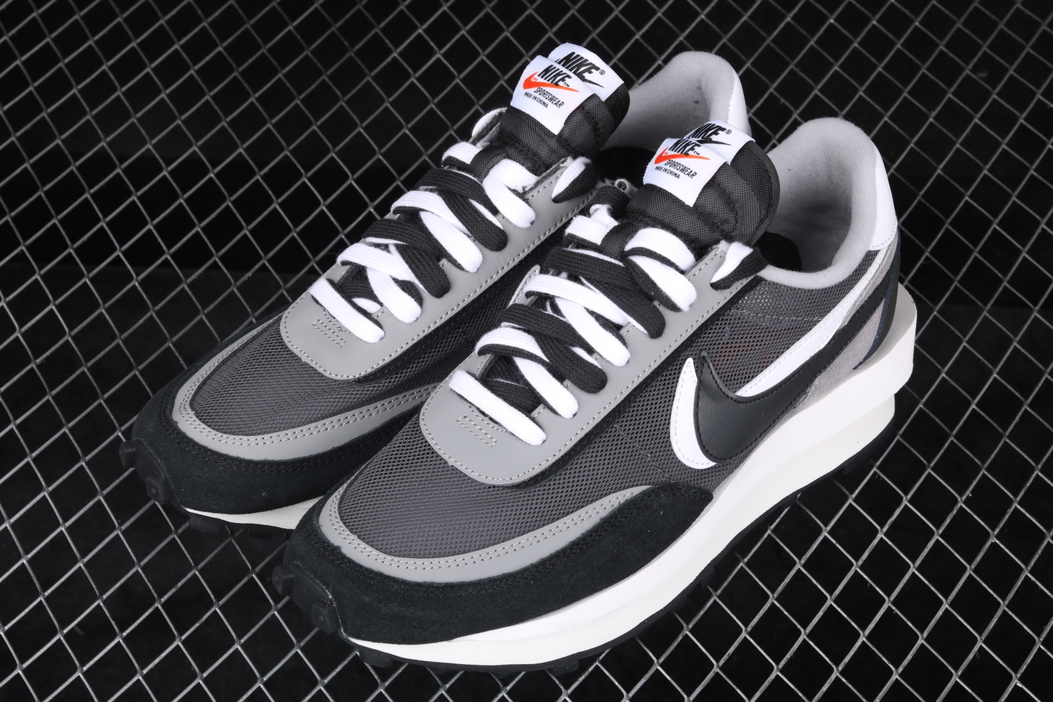 Nike LD Waffle sacai BlackBV0073-001