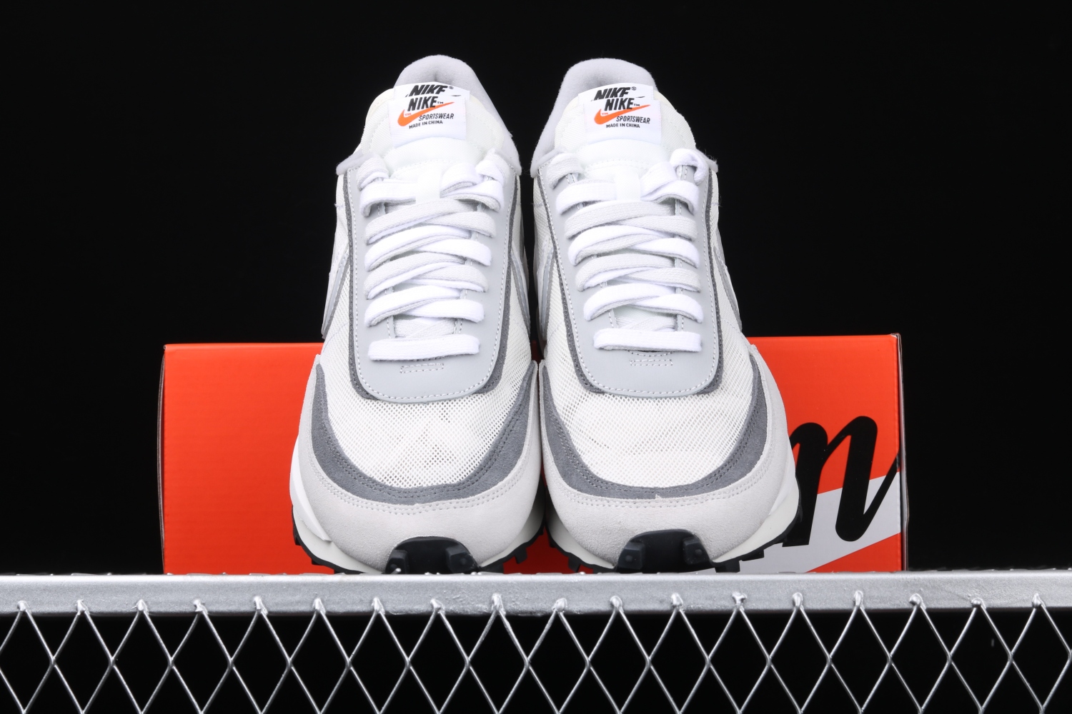 Nike LD Waffle sacai Summit White BV0073-100
