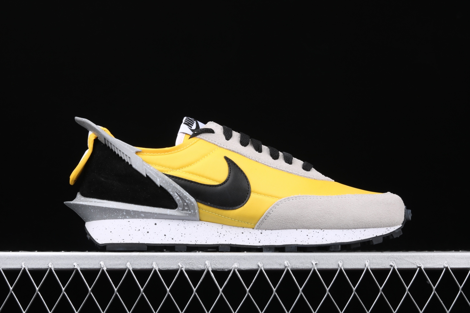 Nike Daybreak Undercover Bright Citron BV4594-700