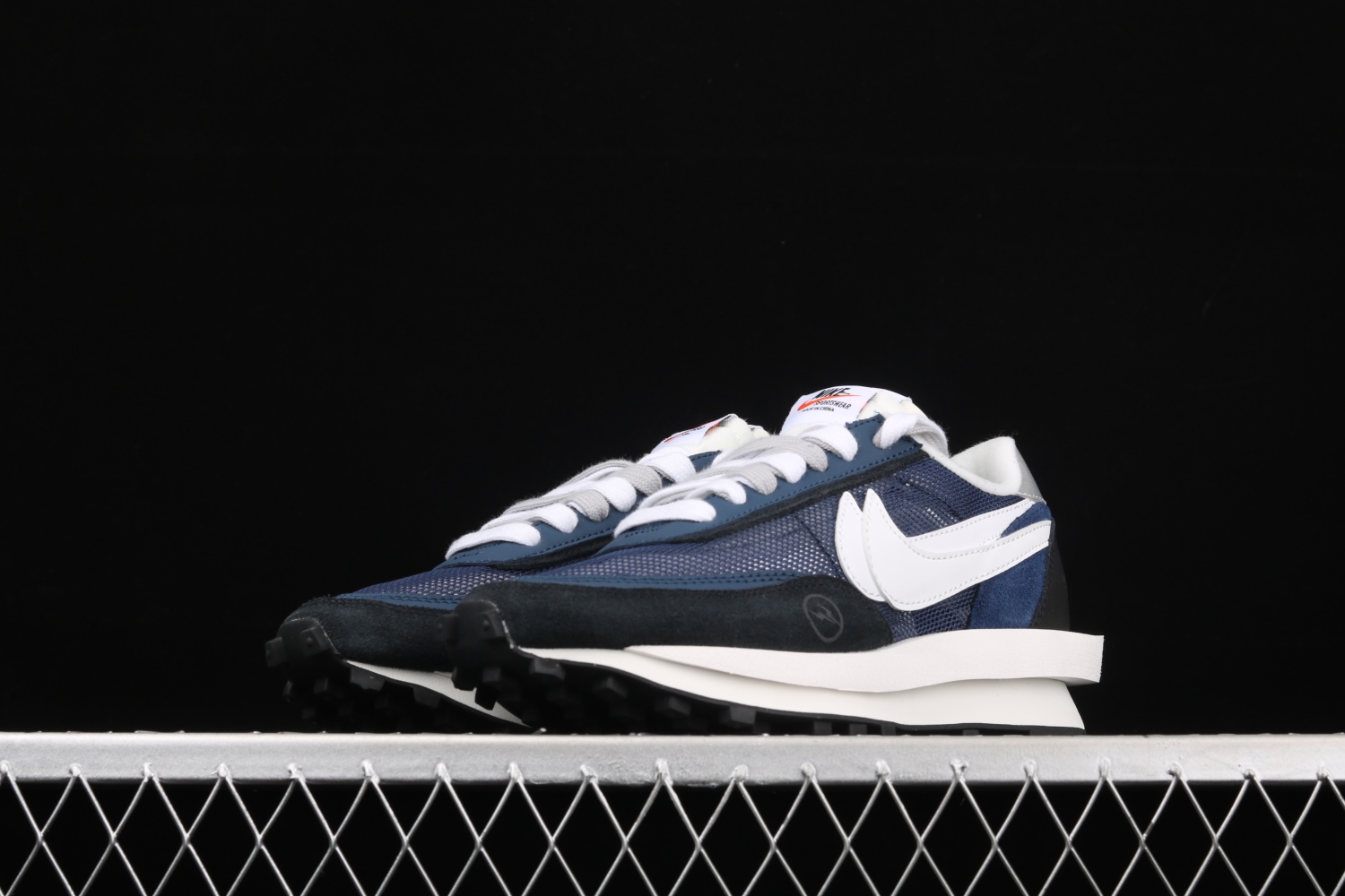 Sacai x Nike LVD Waffle BV0073-008
