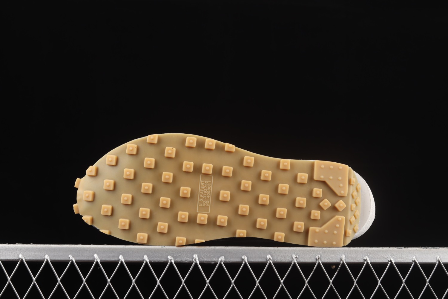 Nike LD Waffle sacai CLOT Kiss of Death 2 Cool Grey DH3114-001