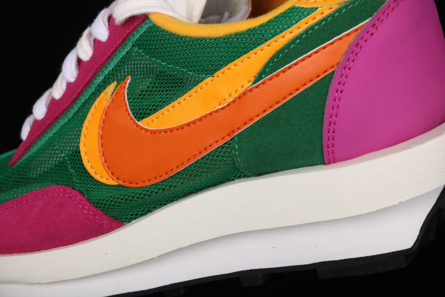 Nike LD Waffle sacai Pine Green BV0073-301