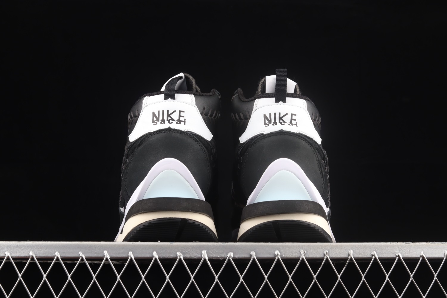 Nike Vaporwaffle sacai Jean Paul Gaultier Black White DH9186-001