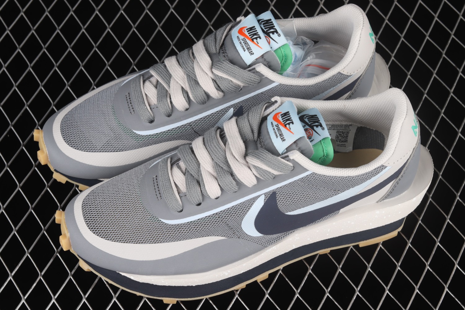 Nike LD Waffle sacai CLOT Kiss of Death 2 Cool Grey DH3114-001