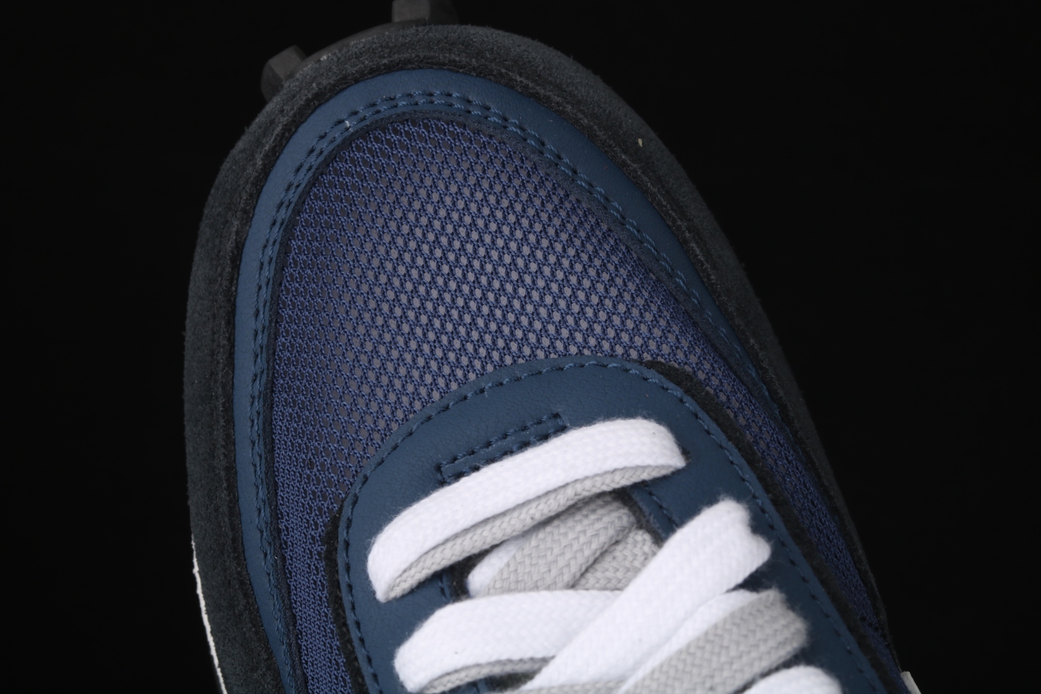 Sacai x Nike LVD Waffle BV0073-008