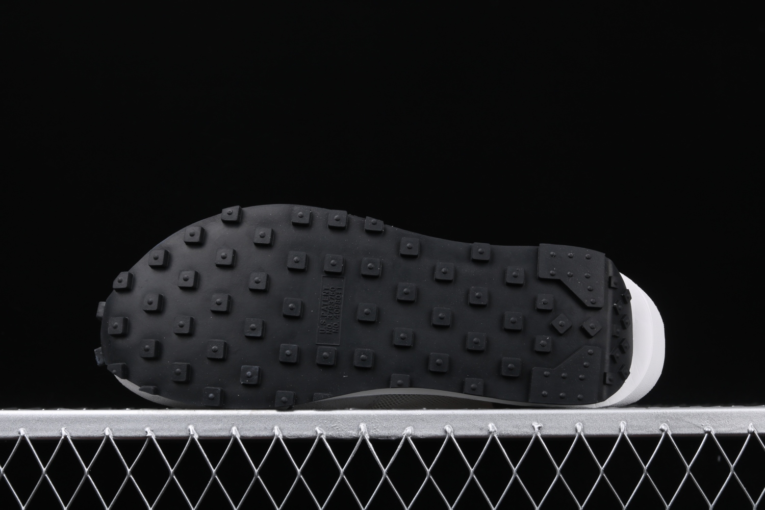 Nike LD Waffle sacai Summit White BV0073-100