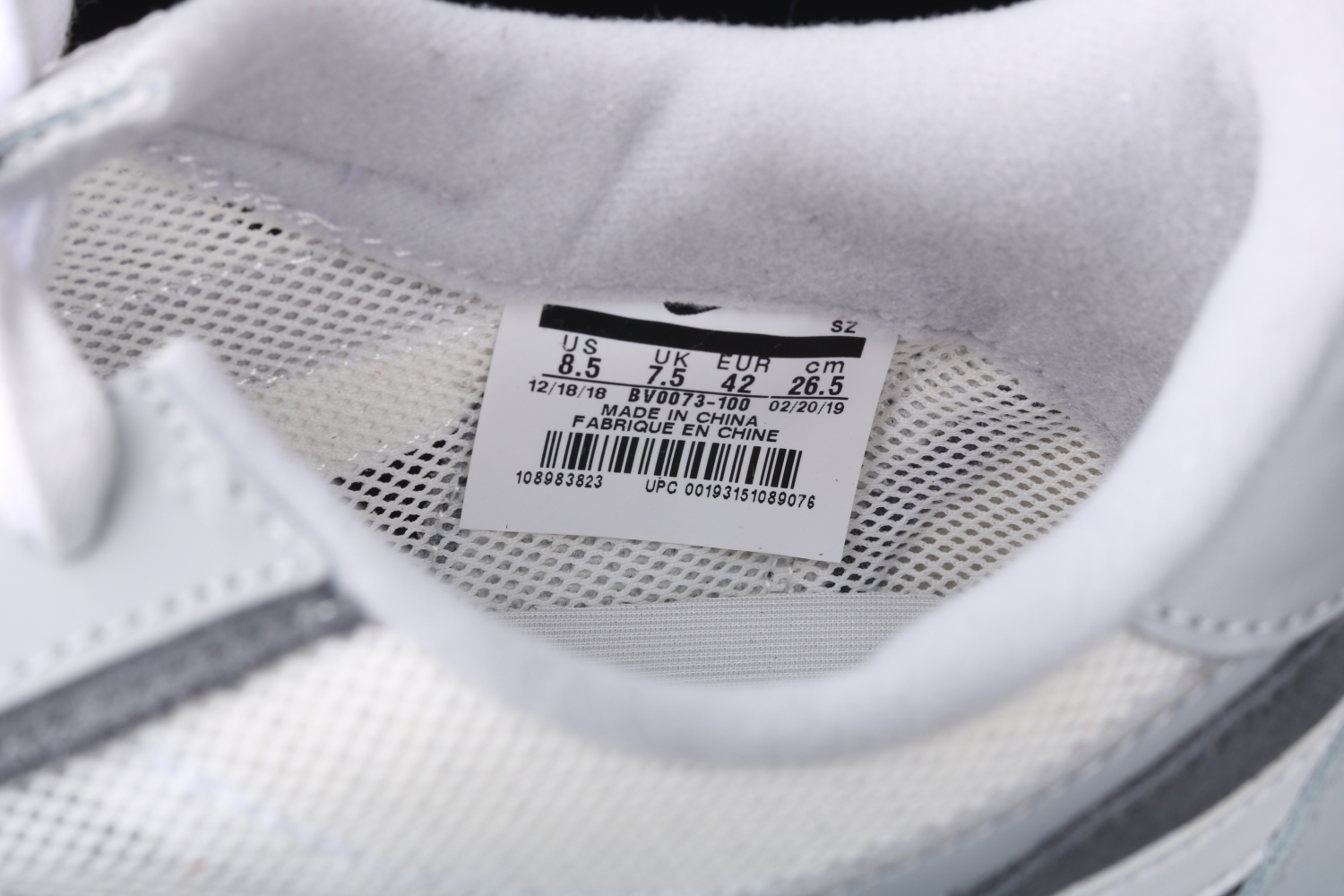 Nike LD Waffle sacai Summit White BV0073-100