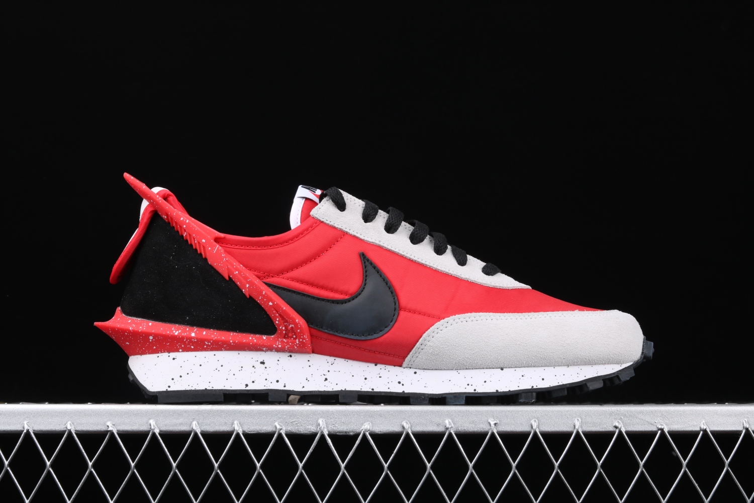 Nike Daybreak Undercover University Red (W) BV4594-106
