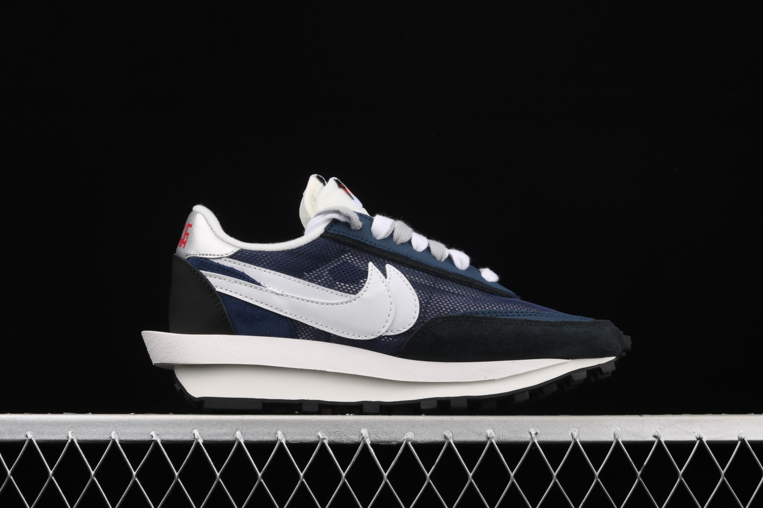 Sacai x Nike LVD Waffle BV0073-008
