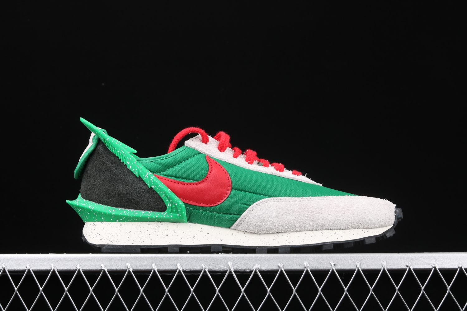Nike Daybreak Undercover Lucky Green Red (W) CJ3295-300