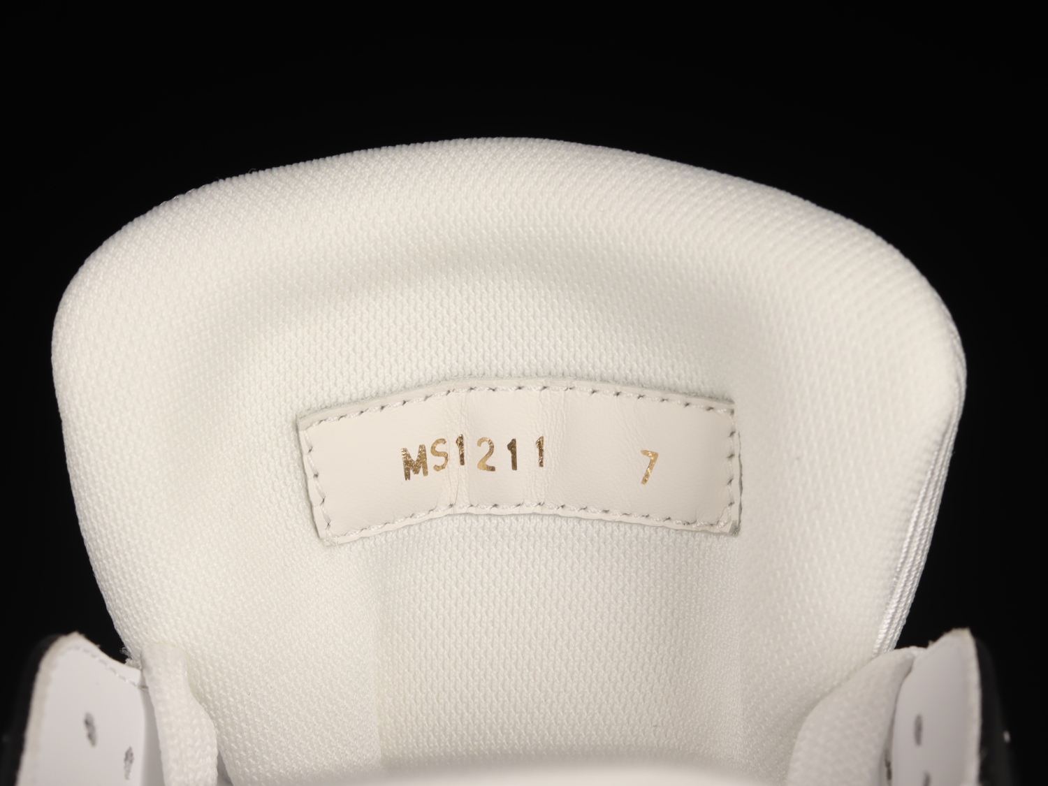 Lo**s Vu**ton LV Trainer White Black 1A9JGB/1A9JG3