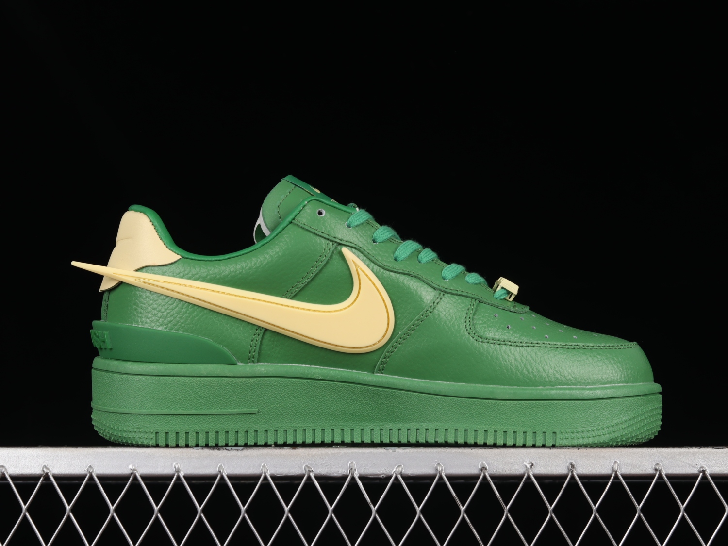 Nike Air Force 1 Low SP AMBUSH Pine Green DV3464-300