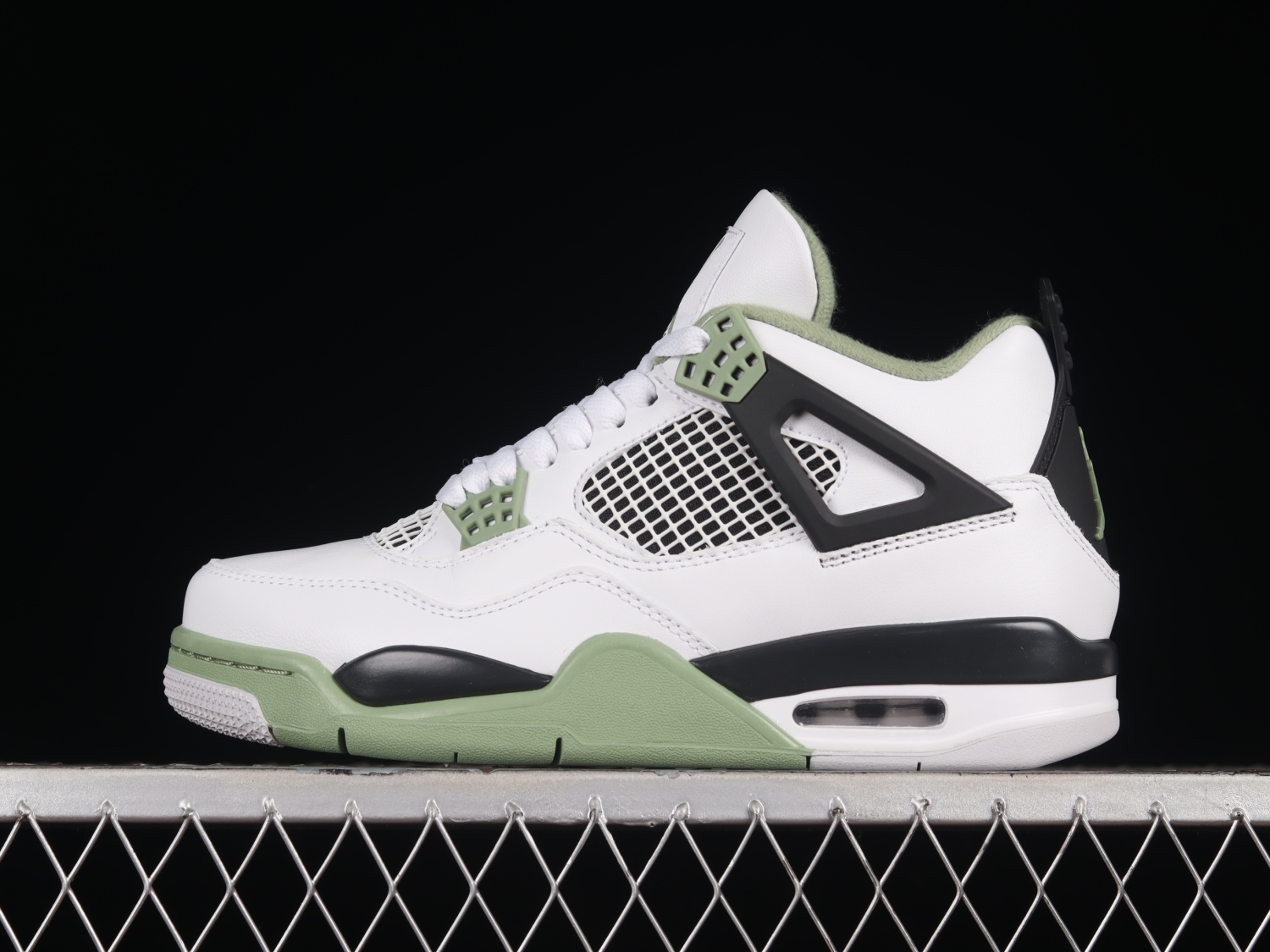 Jordan 4 Retro Seafoam (Women