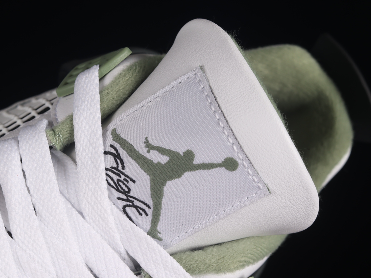 Jordan 4 Retro Seafoam (Women